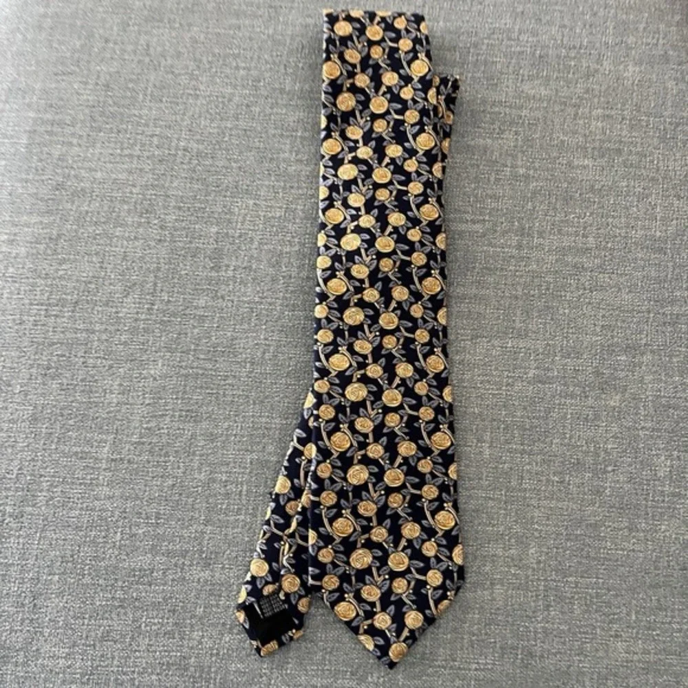 Metropolitan Museum of Art Mens 100% Silk Tie Gold Blue Green‎ Flora Made Italy